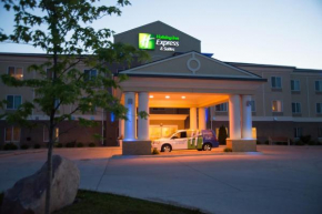 Holiday Inn Express & Suites Northwood, an IHG Hotel